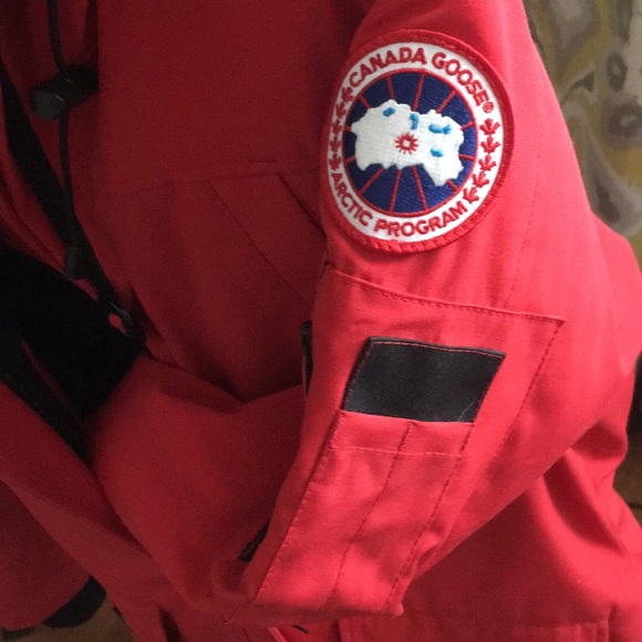 Canada Goode Jacket - Picture 1 of 5